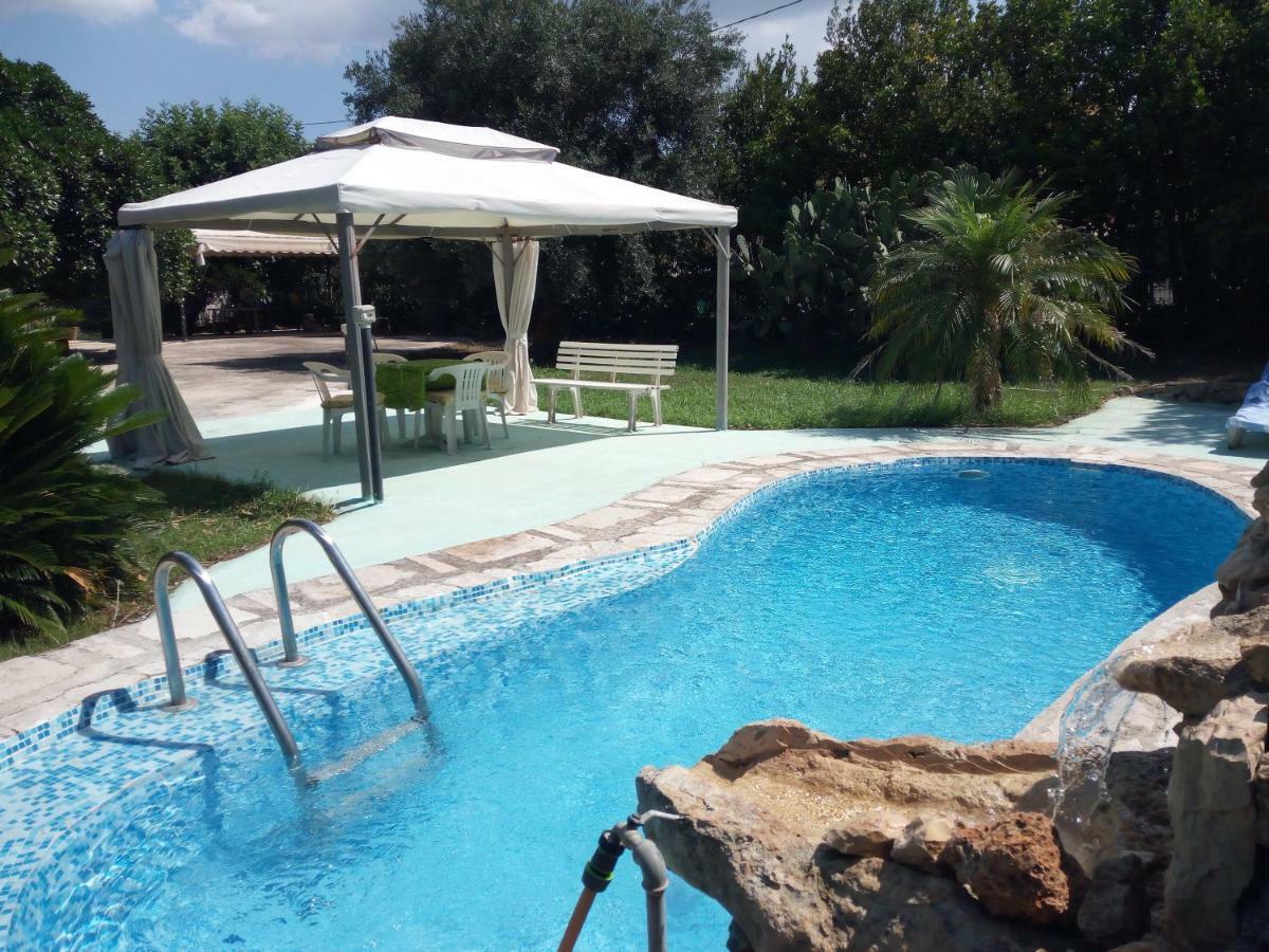 B&B Leonida Taranto Ngoại thất bức ảnh