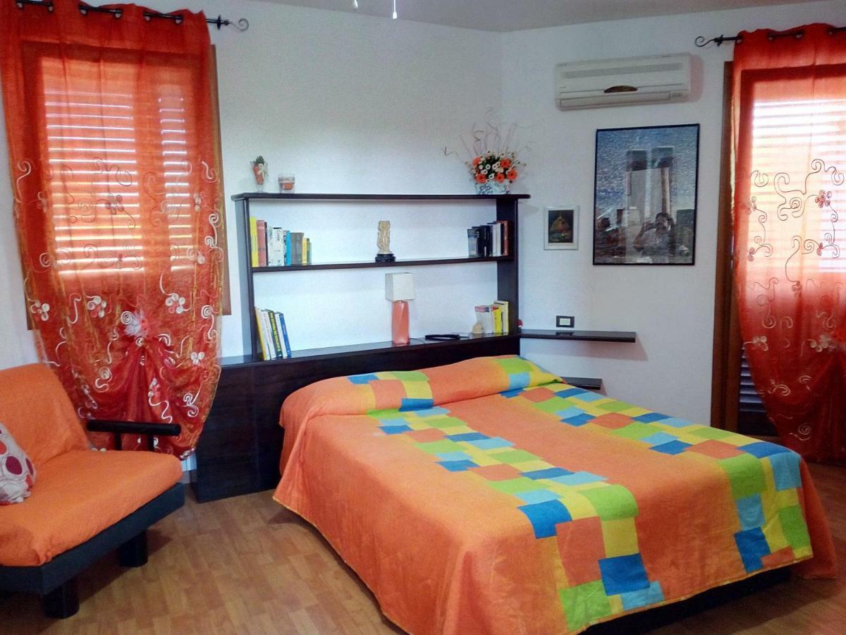 B&B Leonida Taranto Ngoại thất bức ảnh
