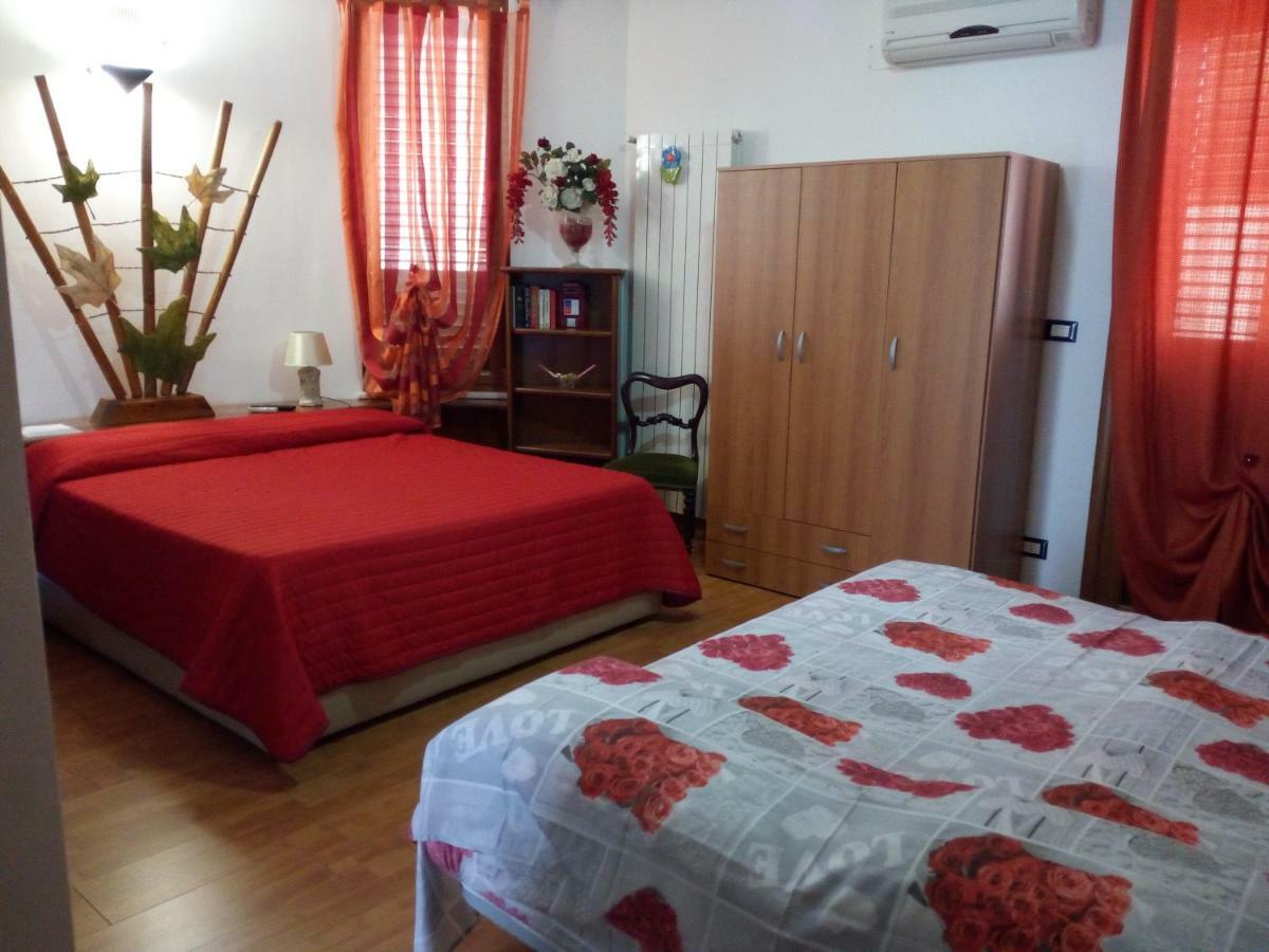 B&B Leonida Taranto Ngoại thất bức ảnh
